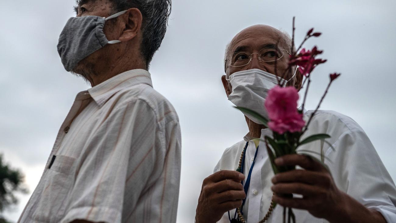 Nuklearwaffen: Japan Gedenkt Des Atombombenabwurfs Auf Hiroshima Vor 75 ...