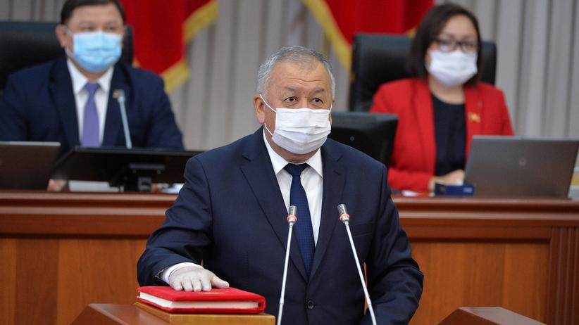 Kirgisistan: Ministerpräsident Kubatbek Boronow tritt nach Protesten zurück