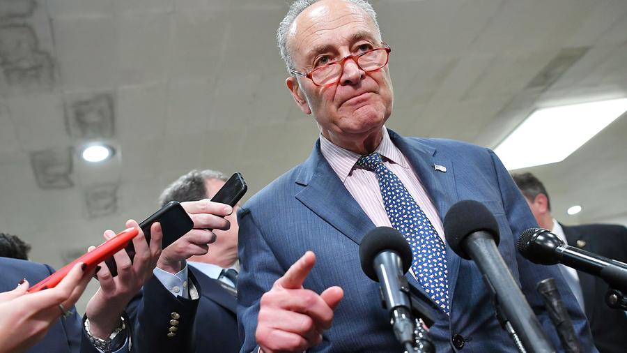 Chuck Schumer Demokraten Verlangen Trumps Absetzung Durch Das Kabinett Zeit Online