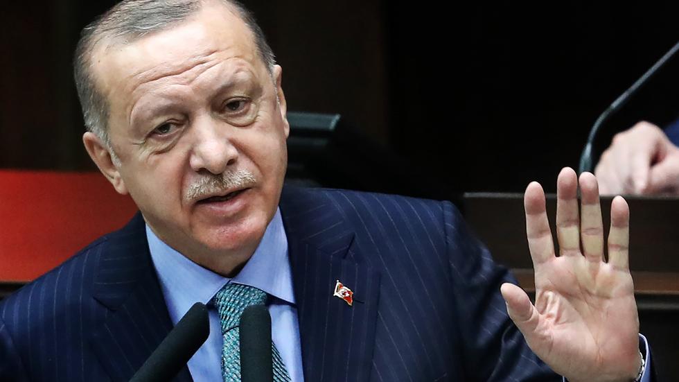 Recep Tayyip Erdoğan: Türkei tritt aus Istanbul-Konvention gegen Gewalt an Frauen aus | ZEIT ONLINE