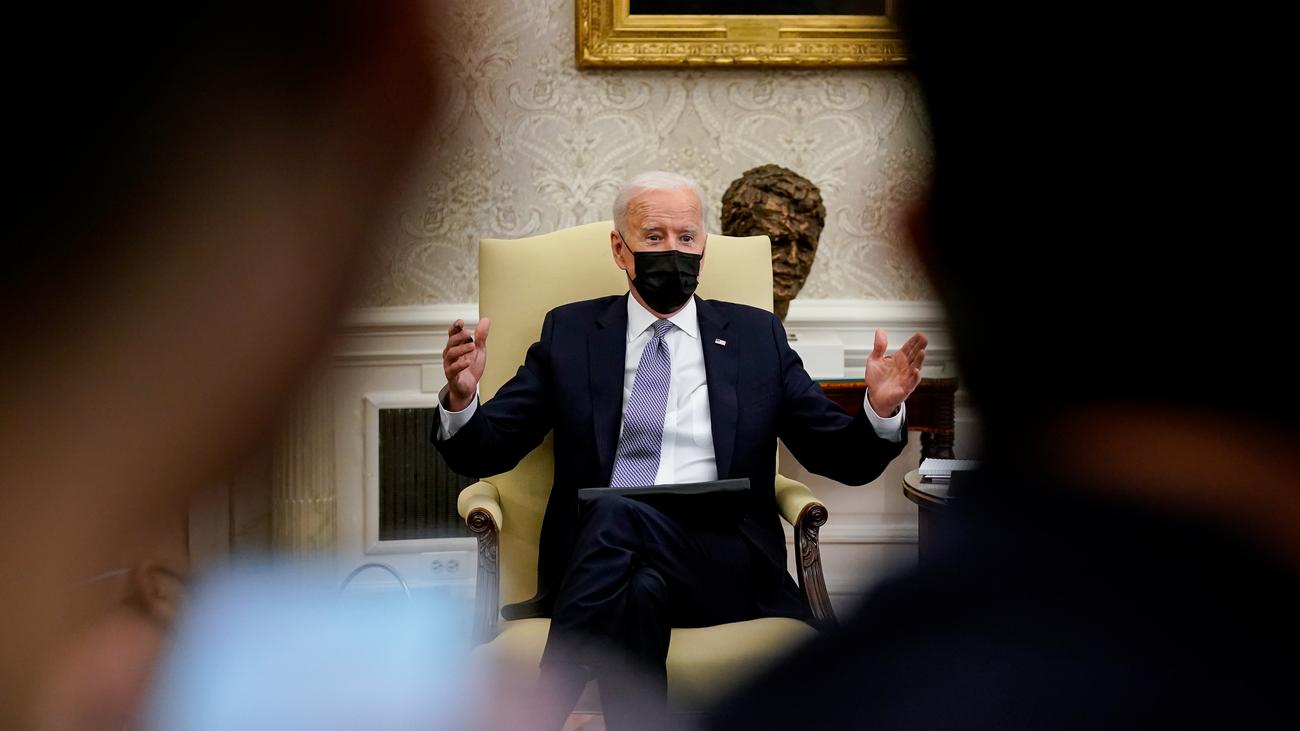 Ukraine-Krise: Joe Biden Schlägt Wladimir Putin Gipfeltreffen In ...