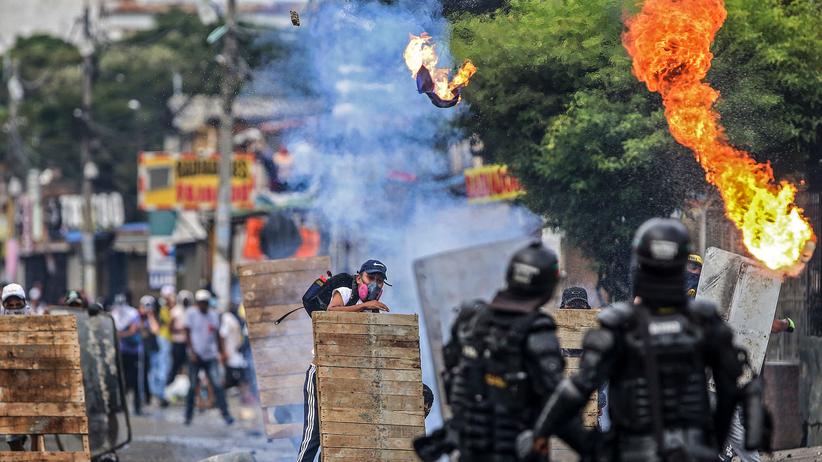Kolumbien: Mindestens 42 Tote bei Protesten gegen Regierung