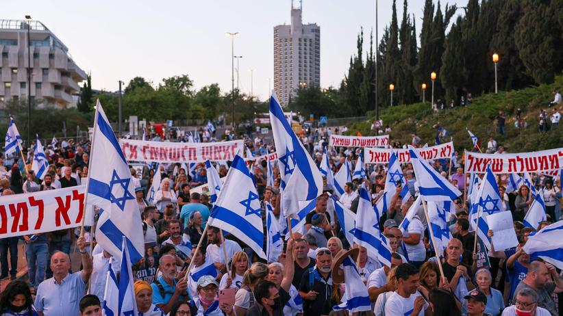 Israel-Palästina-Konflikt: Flaggenmarsch in Jerusalem schürt Sorge vor erneuter Eskalation