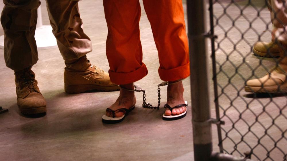 USA: Erster Guantánamo-Häftling Von Biden-Regierung überstellt | ZEIT ...