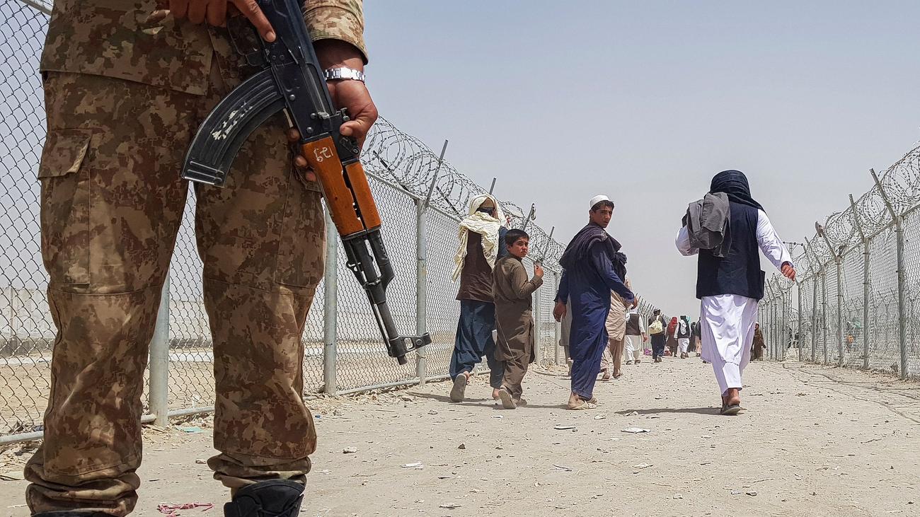 Flucht Aus Afghanistan Politiker Fordern Vorbereitung Auf Geflüchtete 
