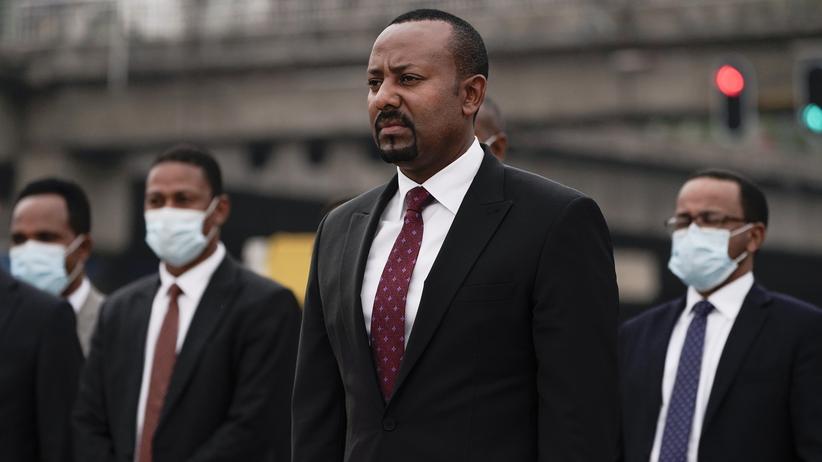Abiy Ahmed: Äthiopiens Ministerpräsident für fünf weitere Jahre im Amt vereidigt