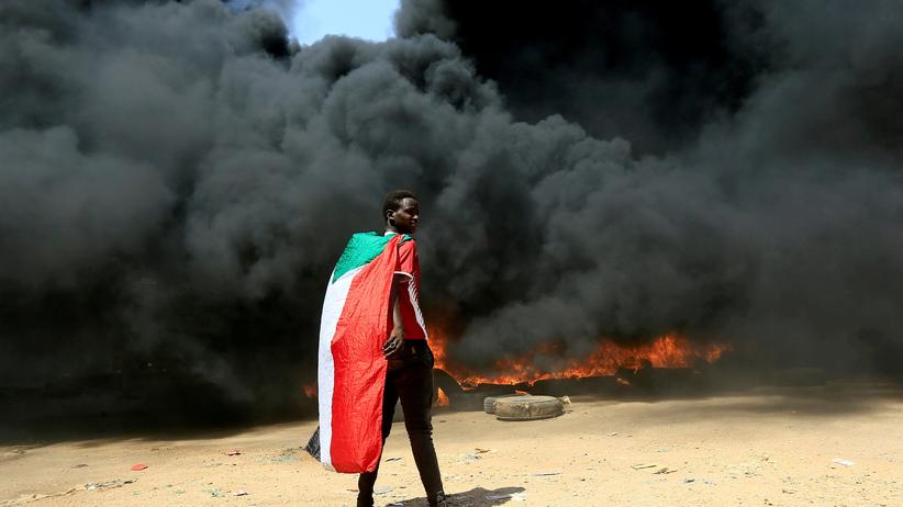 Michelle Bachelet: UN-Menschenrechtskommissarin besorgt über Lage im Sudan