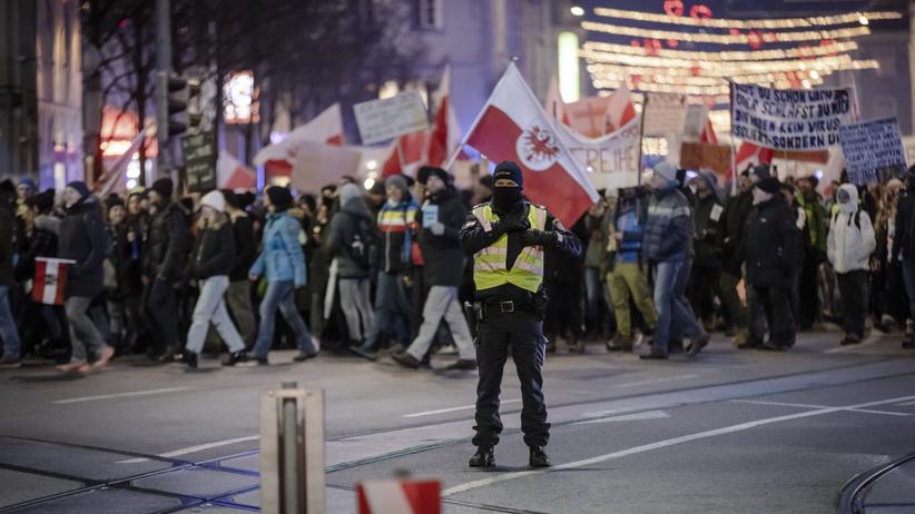 Corona weltweit: Österreich warnt vor Radikalisierung bei Corona-Protesten