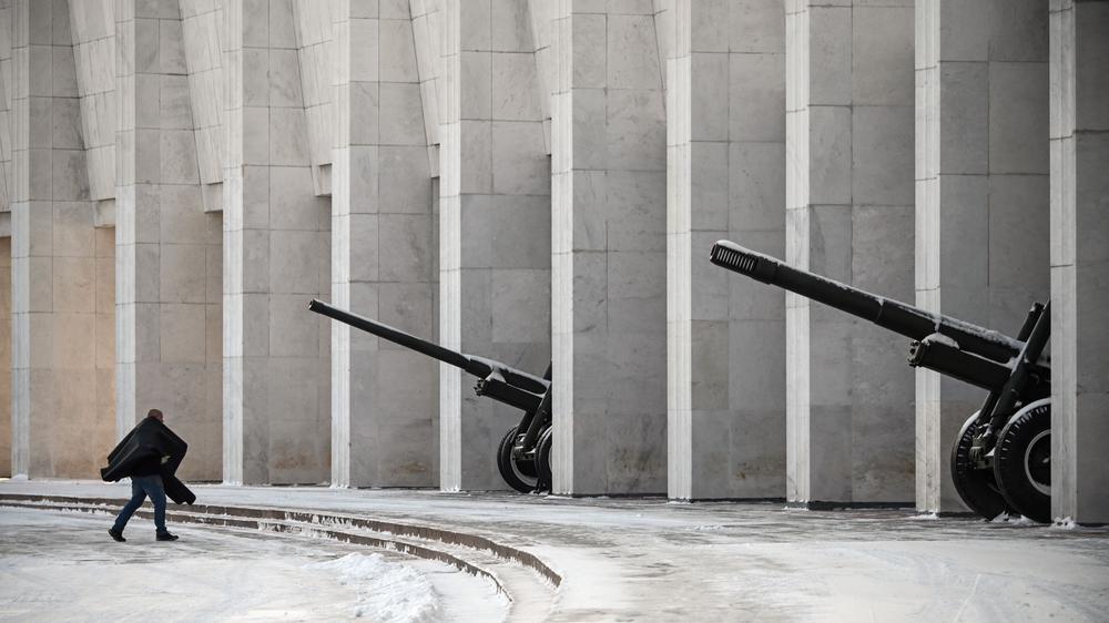 Sicherheitspolitik: Vor dem Zentralmuseum des Großen Vaterländischen Krieges in Moskau