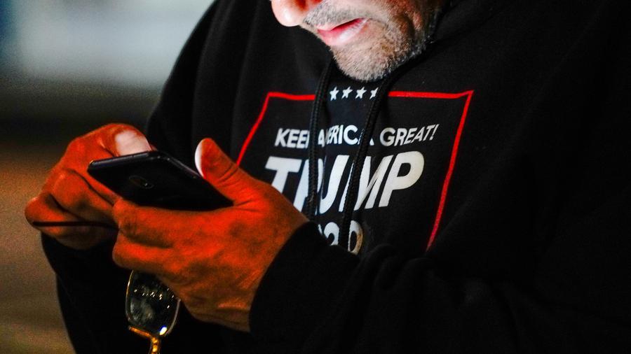 Truth Social Donald Trumps Internetplattform Soll Im Februar Starten Zeit Online