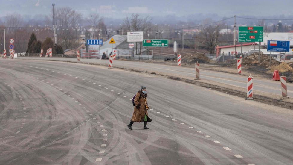 Polnischukrainische Grenze Polen erwartet die Geflüchteten ZEIT ONLINE