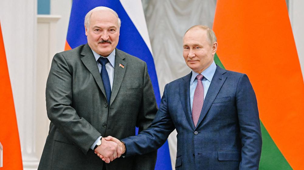 Russland und Belarus: Alexander Lukaschenko und Wladimir Putin bei ihrem Treffen in Moskau am Freitag
