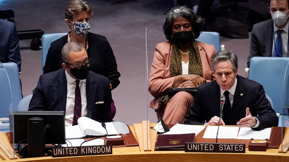 UN-Sicherheitsrat: US-Außenminister Antony Blinken (rechts) spricht vor dem UN-Sicherheitsrat.