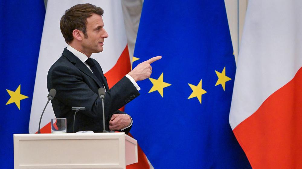 Ukraine-Krise: Wladimir Putin will laut Emmanuel Macron auf "Eskalation"  verzichten | DIE ZEIT