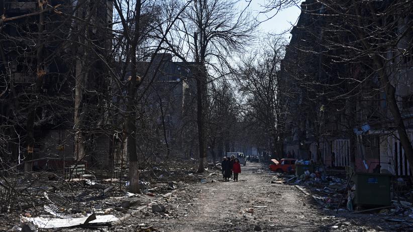Ukraine-Krieg: Offenbar Kunstschule in Mariupol bombardiert