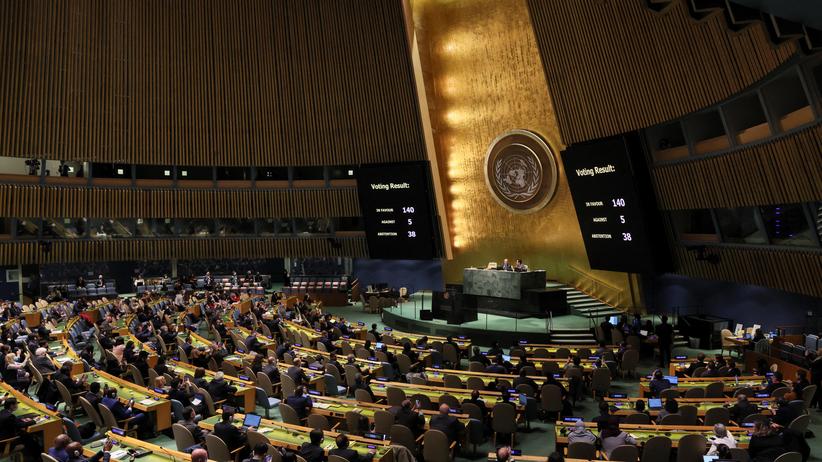 Vereinte Nationen: UN-Vollversammlung fordert sofortigen Waffenstillstand in der Ukraine