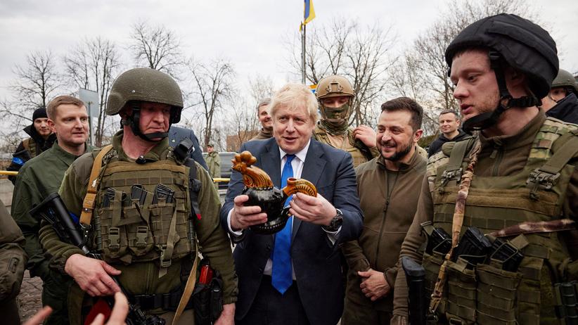 Boris Johnson und die Ukraine: Der Premier gibt den staatsmännischen Feldherrn