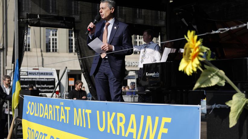 Schweizer Ukraine-Politik: Rollt den roten Teppich ein!
