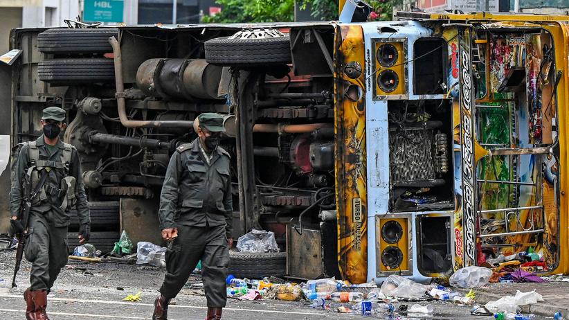 Sri Lanka: Verteidigungsministerium ordnet Schießbefehl gegen Randalierer an