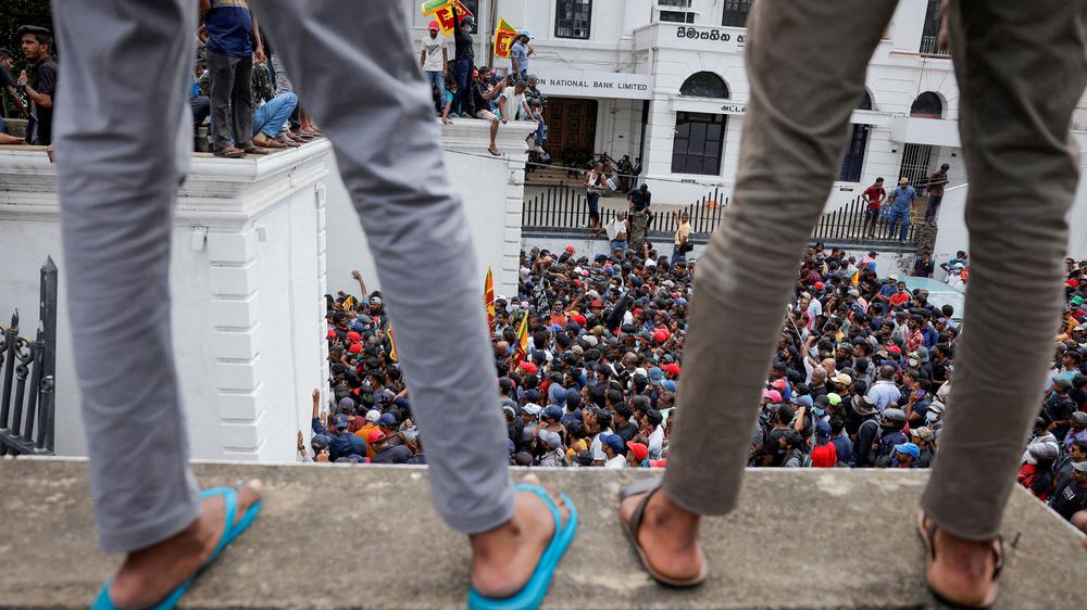 Sri Lanka Kommt nach der Wut die Neuwahl? ZEIT ONLINE