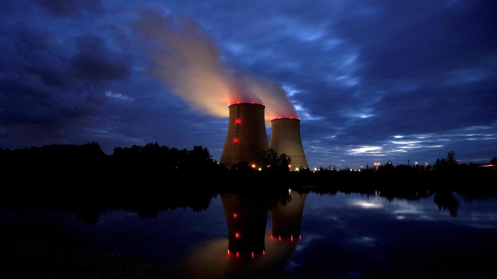 Energiesektor in Frankreich: Eins der wenigen Atomkraftwerke, die in Frankreich gerade annähernd ihre volle Leistung erbringen: Belleville-sur-Loire