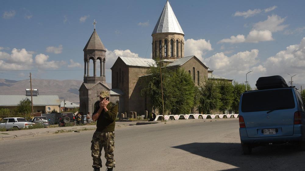 Kaukasus: Die armenische Stadt Wardenis nahe der Grenze zu Aserbaidschan
