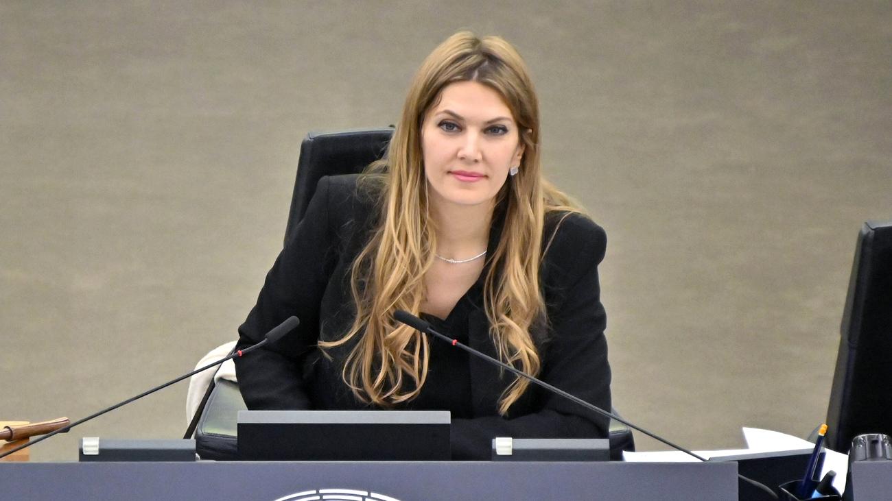 Eva Kaili: Vizepräsidentin Des EU-Parlaments Festgenommen | ZEIT ONLINE