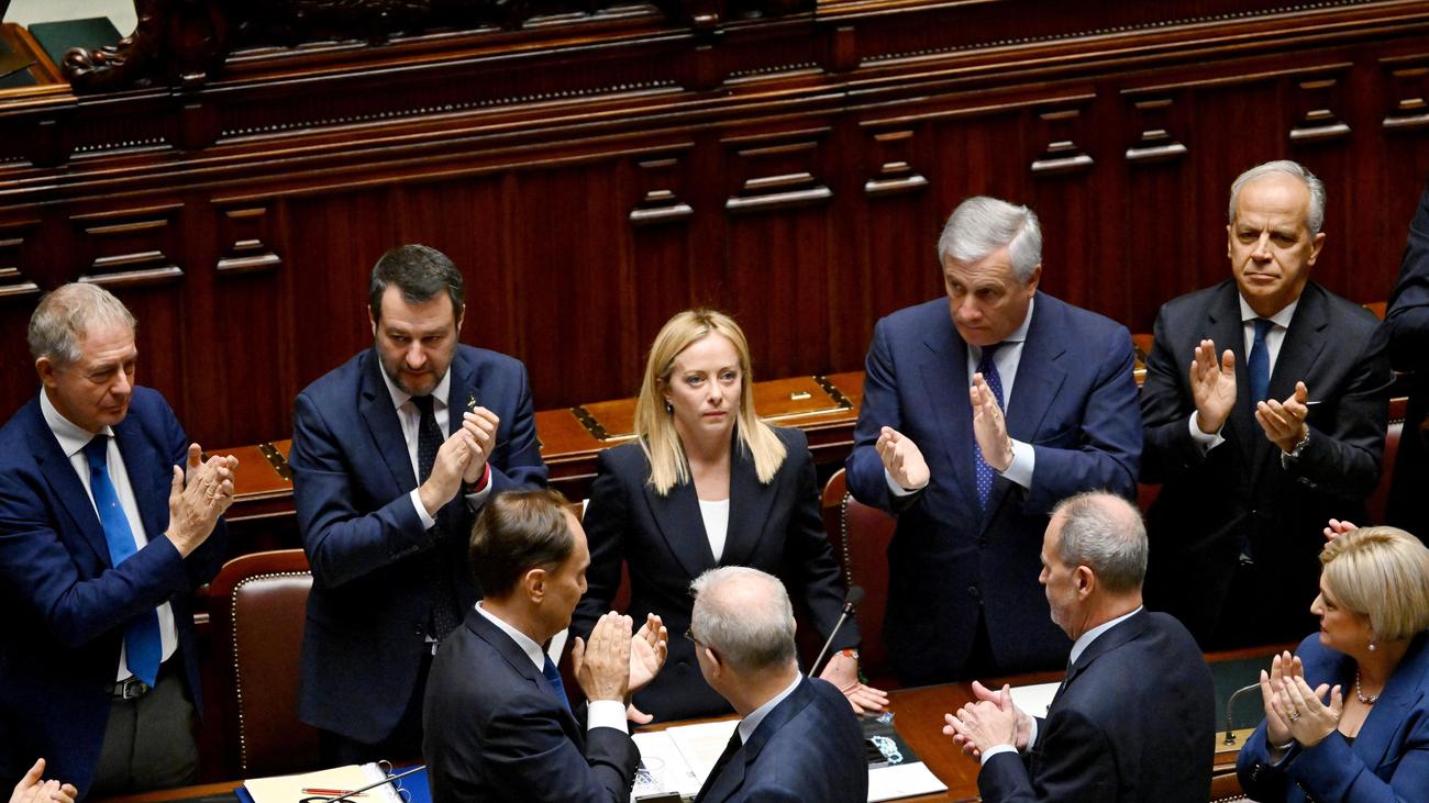 Italia: il governo Meloni rischia il voto di fiducia sulla manovra finanziaria