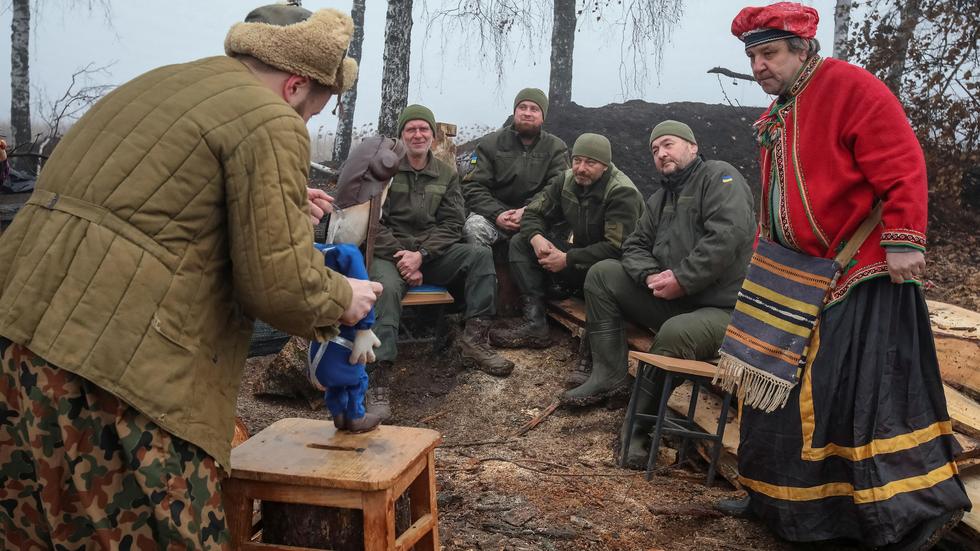 UkraineÜberblick Selenskyj bekräftigt Siegeswillen, Minenexplosion in