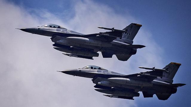 Ukraine-Überblick: Freiwilligenkorps wollen Rache, USA starten F-16-Ausbildung im Oktober