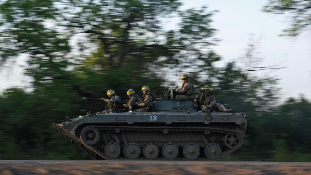 Ukraine-Überblick: Ukrainische Soldaten am 20. Mai in der Region Bachmut