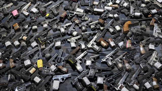 Serbien: Serben geben mehr als 100.000 illegale Waffen ab