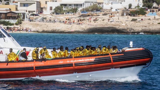 Italien: Hunderte Migranten erreichen erneut Lampedusa