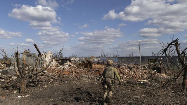 Ukraine-Überblick: Ukraine befreit strategisch wichtiges Dorf, Drohnenabschuss über Krim 