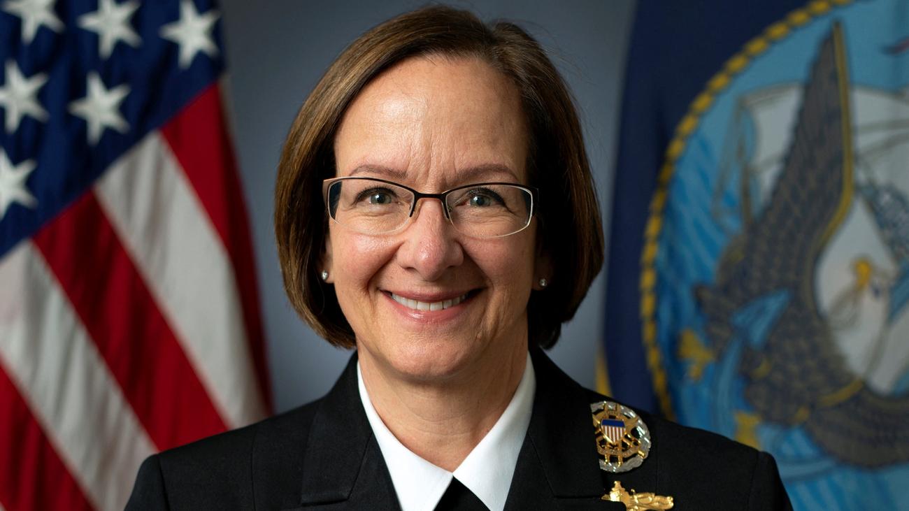 Senado de Estados Unidos: Lisa Franchitti se convierte en la primera mujer en comandar la Marina de Estados Unidos