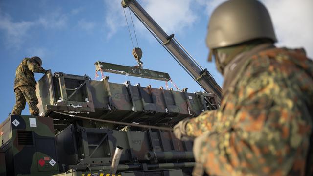 Krieg in der Ukraine: Deutschland liefert ukrainischem Militär Patriot-Luftabwehrsystem