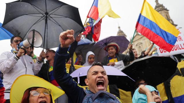 Kolumbien: Zehntausende protestieren gegen Regierung von Präsident Gustavo Petro