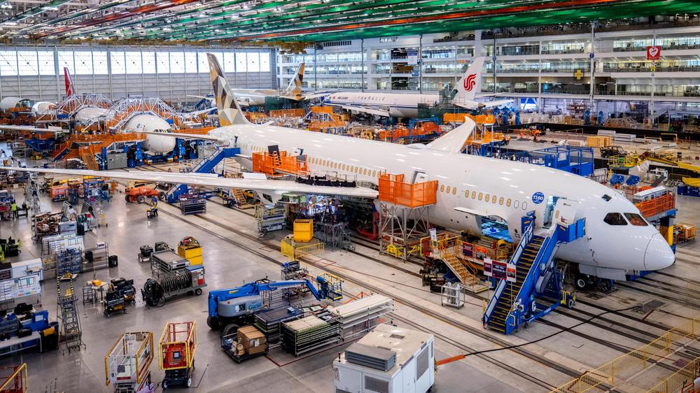 Boeing: Montage eines Flugzeugs des Typs 787 Dreamliner auf dem Boeing-Campus