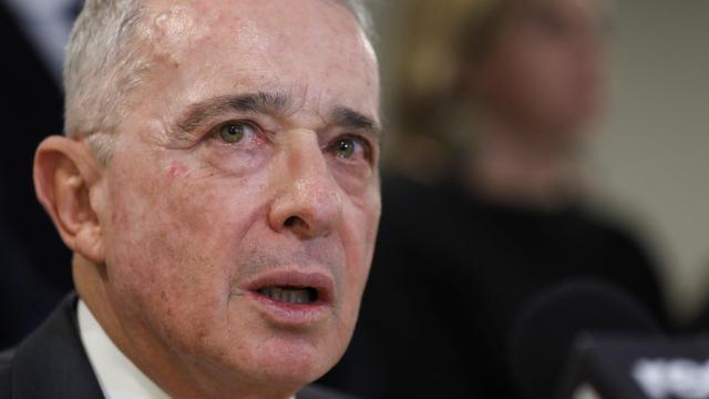 Álvaro Uribe: Kolumbianische Staatsanwaltschaft erhebt Anklage gegen Ex-Präsidenten