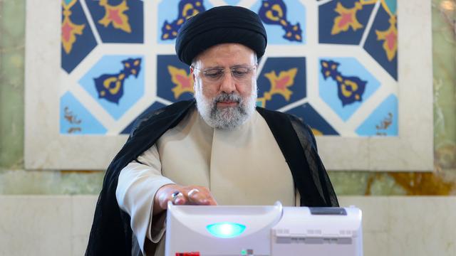 Iran: Konservative Kandidaten gewinnen auch zweite Wahlrunde im Iran