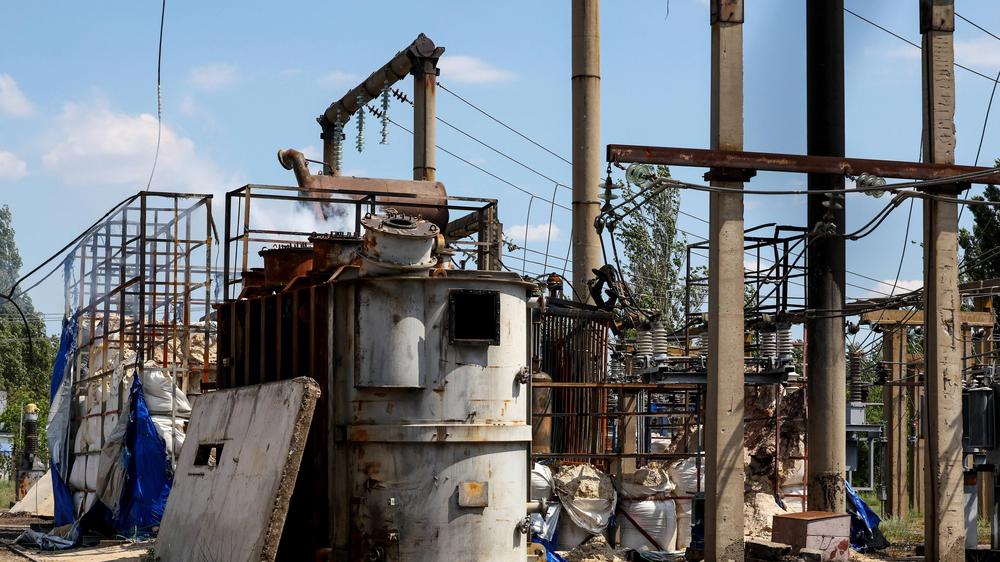 Ukraine-Krieg: Russland greift Energieanlagen im Sden und Westen der  Ukraine an | DIE ZEIT