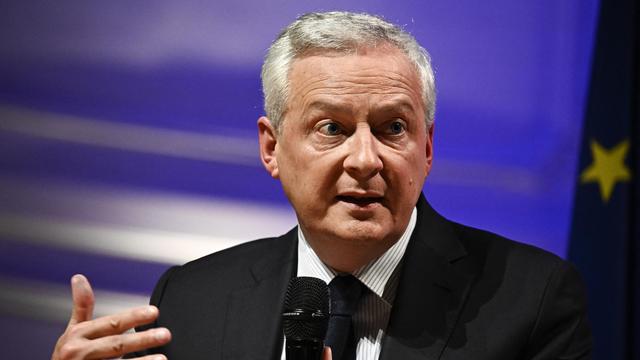 Neuwahlen in Frankreich: Wirtschaftsminister spricht sich gegen Wahl von Linkspopulisten aus