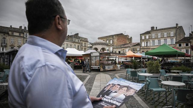Parlamentswahl in Frankreich: Mehr als 200 Kandidaten entscheiden sich für taktischen Rückzug