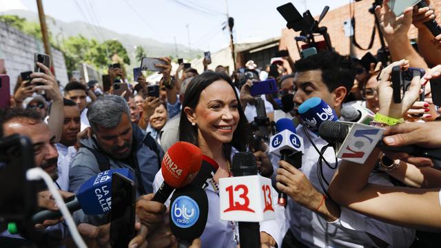 Präsidentenwahl in Venezuela: Oppositionspolitikerin ruft nach Wahl zu Verbleib in Stimmlokalen auf