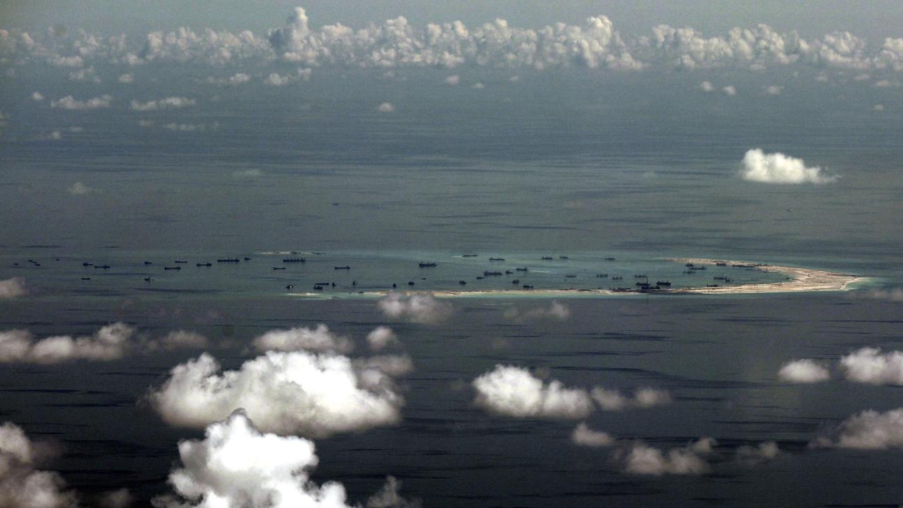 South China Sea: China accuses the Philippines of deliberate ship collision