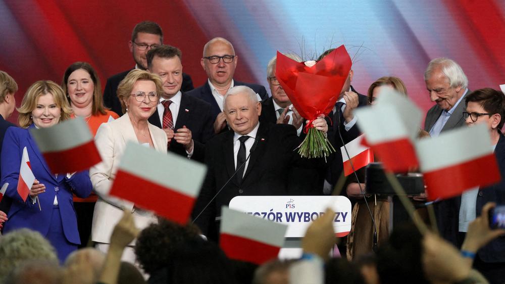 Polen: Frühere PiS-Regierung soll Milliarden veruntreut haben | DIE ZEIT