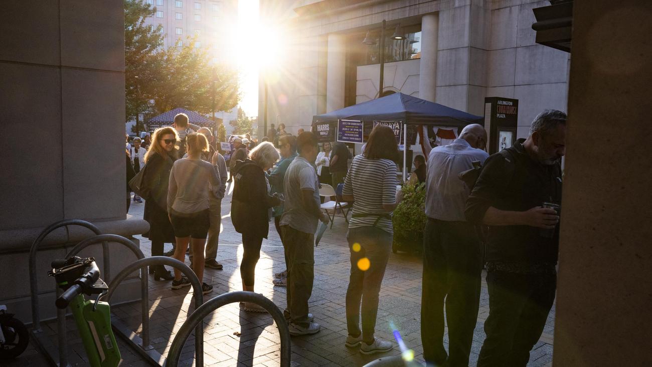 USA: Early voting begins in three US states