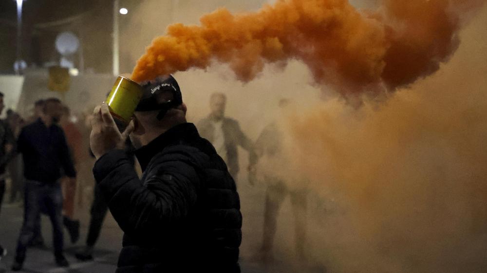  Demonstranten sind in Tirana mit der Polizei aneinandergeraten.