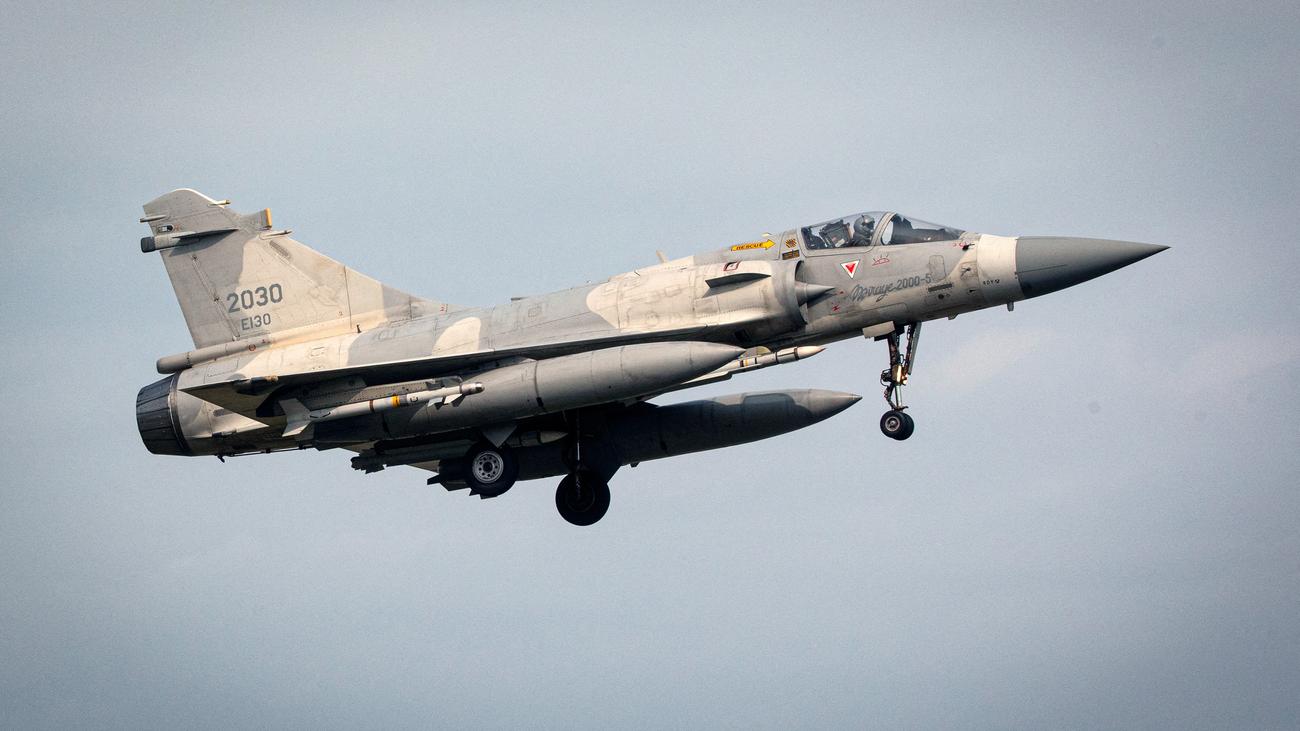 Ukrainekrieg: Frankreich will Mirage-Jets Anfang 2025 in die Ukraine liefern