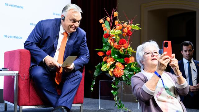 Viktor Orbán in Wien: Halloween mit Gerhard Schröder